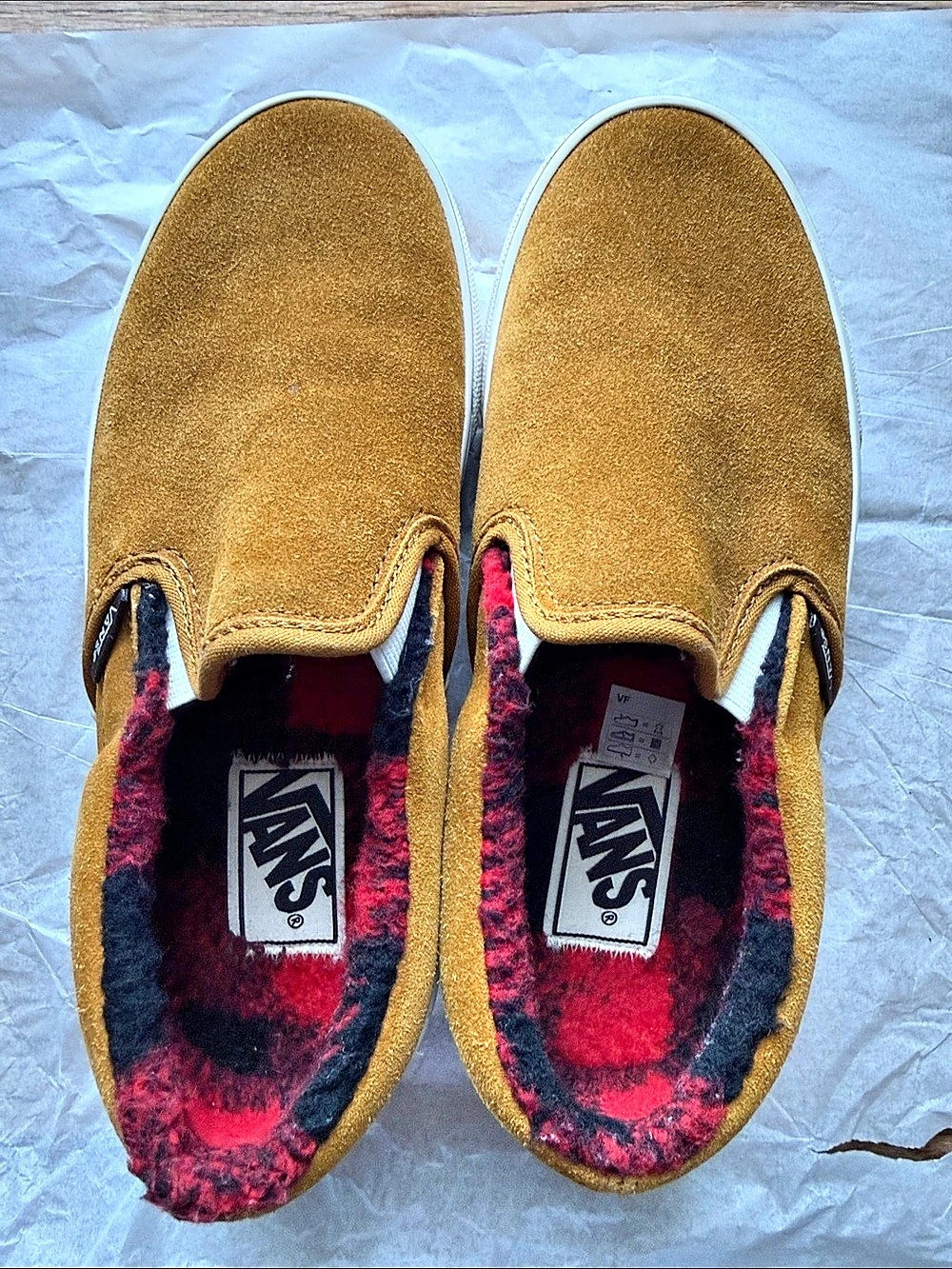 Vans Classic Slip-On Suede Slip-On Sneakers Brown Women's 6.5